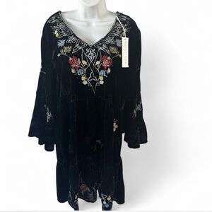 NWT Karyn Seo Black Floral Embroidered Dress